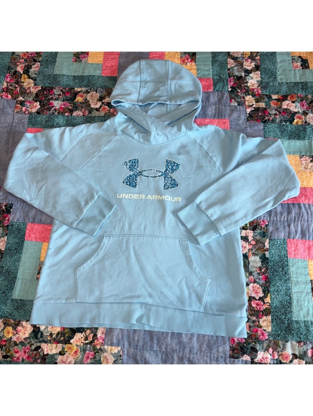 Under Armour Girls Youth XL Light Blue Loose Fit Hoodie Sweatshirt YXL Outdoor